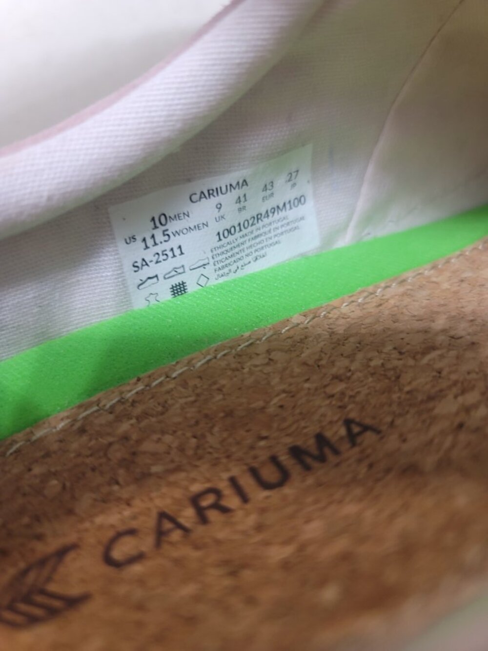 Cariuma Suede Embroidered Flower Sneaker-Sand Women Size 11.5 US New Multicolor - Picture 8 of 9
